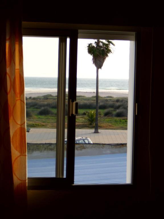 Hostal Sonrisa Del Mar Conil De La Frontera Bilik gambar